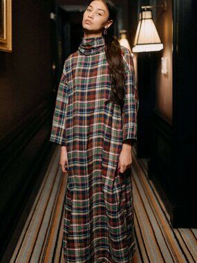 NWOT Kindred of Ireland Holly Dress in One Size